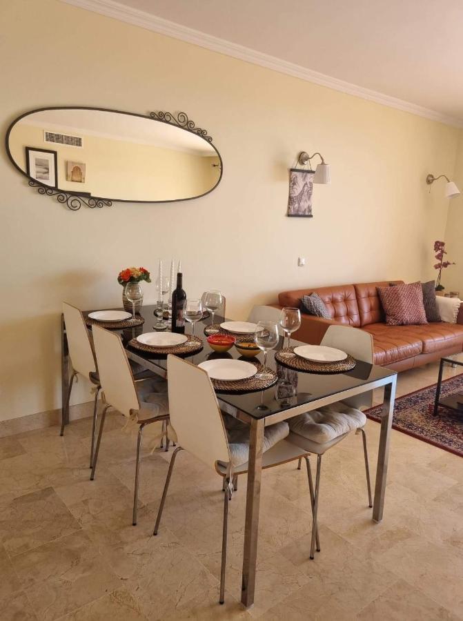 Elegant Apartment With Fantastic Views At The Top Of Calahonda Sitio de Calahonda Bagian luar foto